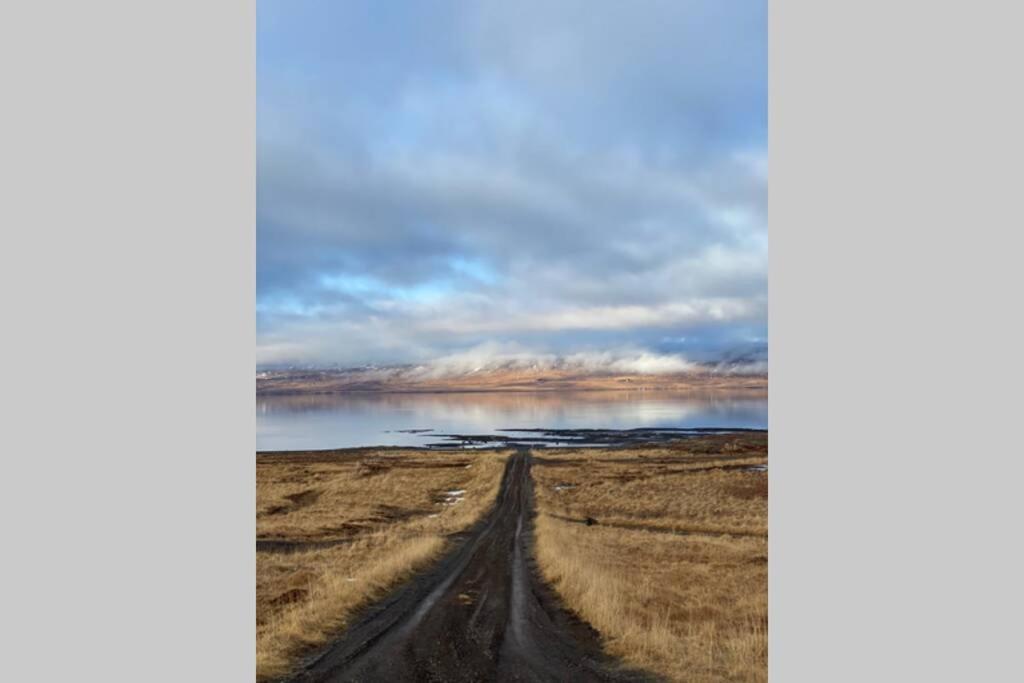 Ljarskogar Lodge Hjartharholtskirkja Exteriör bild