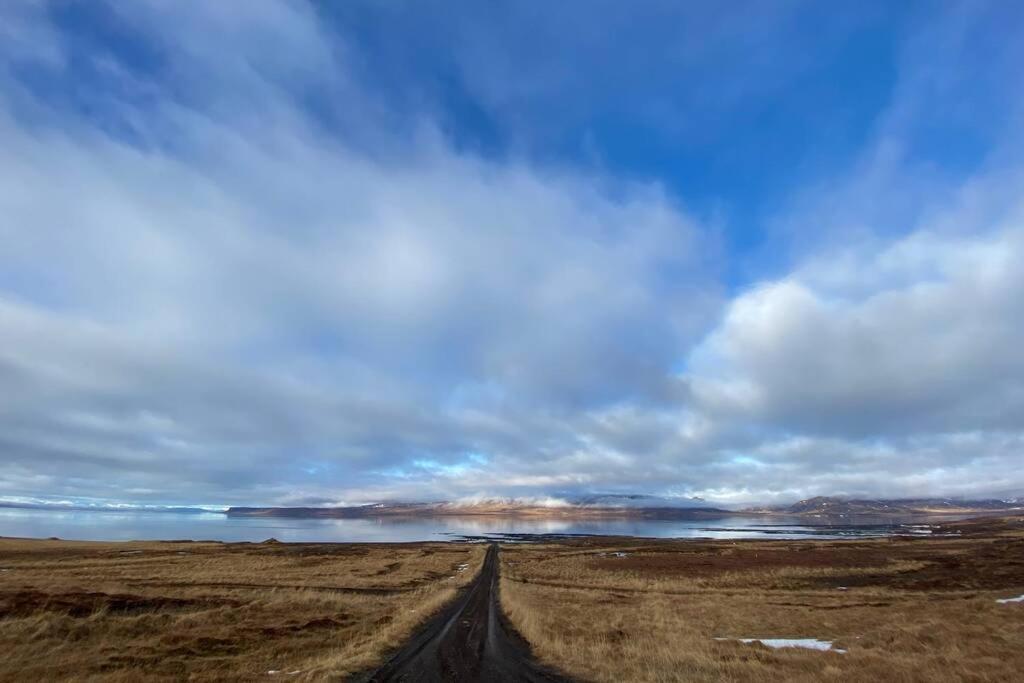 Ljarskogar Lodge Hjartharholtskirkja Exteriör bild